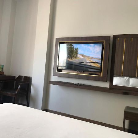 Abay Hotel На Транг Екстериор снимка