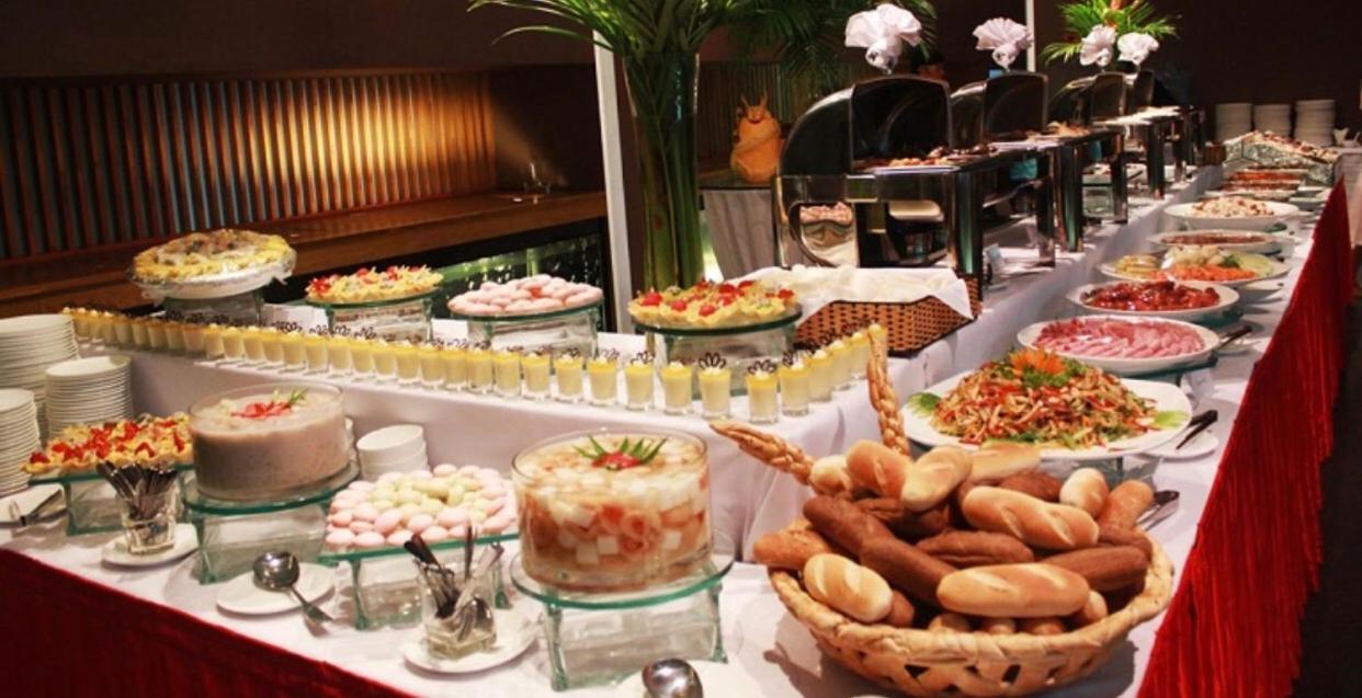 Abay Hotel На Транг Екстериор снимка