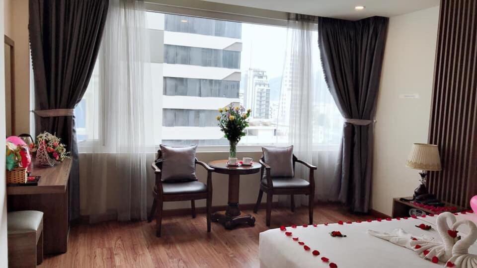 Abay Hotel На Транг Екстериор снимка