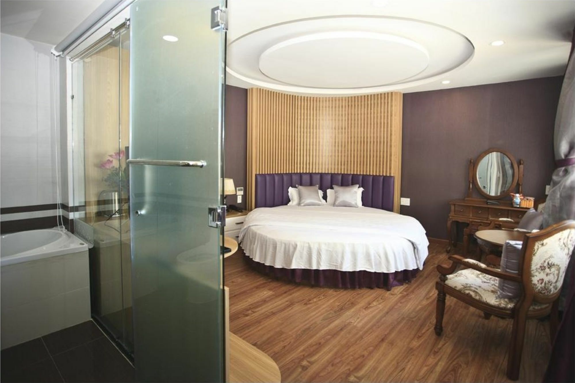 Abay Hotel На Транг Екстериор снимка